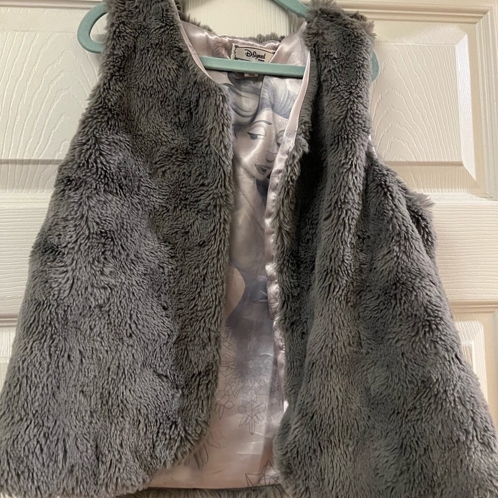 Disney furry Frozen vest
